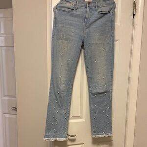 Frame Denim Light Blue Cropped Jeans with Pearl Details